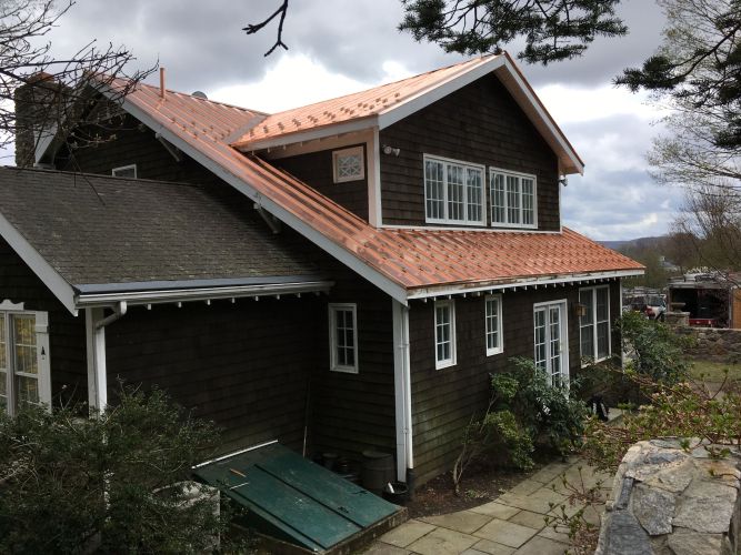 New-Haven-County-Roofing-Companies-The-Roofer-LLC