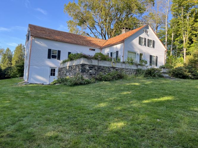 The-Roofer-LLC-Experienced-Roofing-Contractors-In-Woodbury-CT