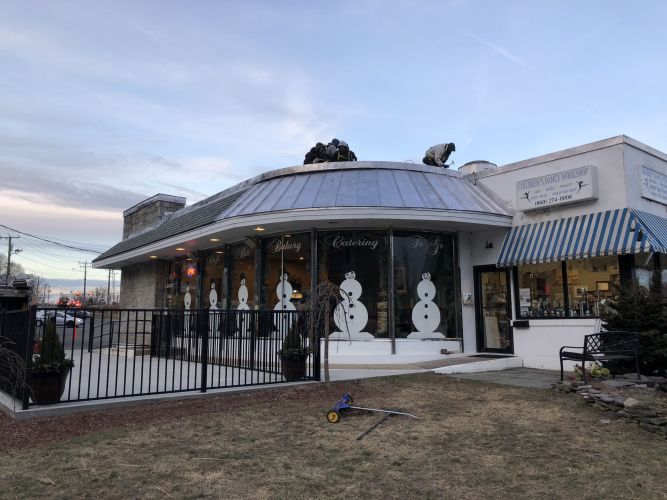 The-Roofer-LLC-Experts-in-Roofing-Near-Me